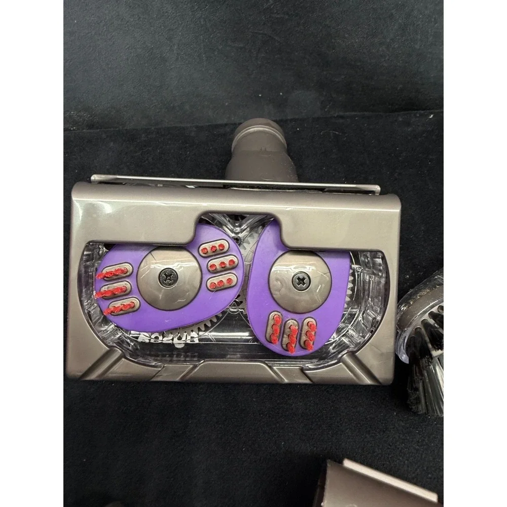 Dyson vacuum attachment
